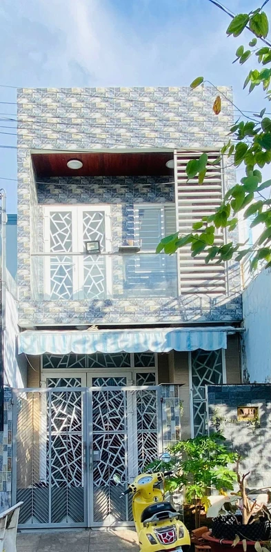Bán nhà mặt tiền Dương Bạch Mai, 80m², 2 PN, Rạch Giá