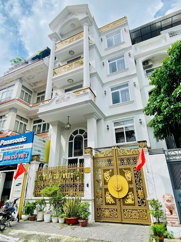 Bán nhà 4 tầng CHDV 7 phòng 4x16m gần chợ Hạnh Thông Tây, Gò Vấp 4ty180