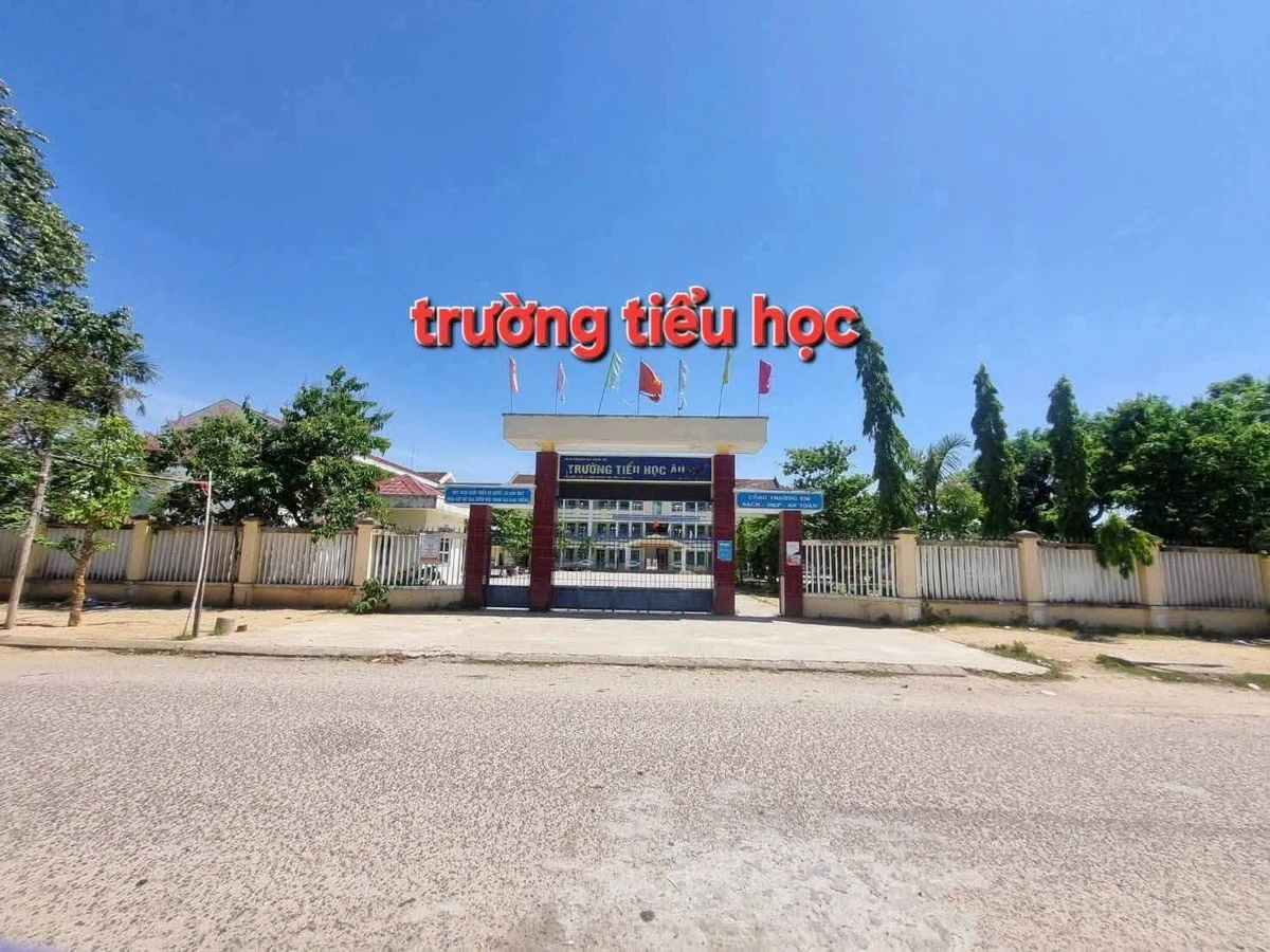 Bán nhà mặt tiền 74m2 Bùi Thị Xuân Quy Nhơn - 1 tỷ - Ảnh thu nhỏ 4