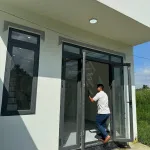 Bán căn nhà 6PN, DTSD 212m2 này nhé, mới xây xong, hiện đang cho thuê 10tr/th - Ảnh thu nhỏ 12