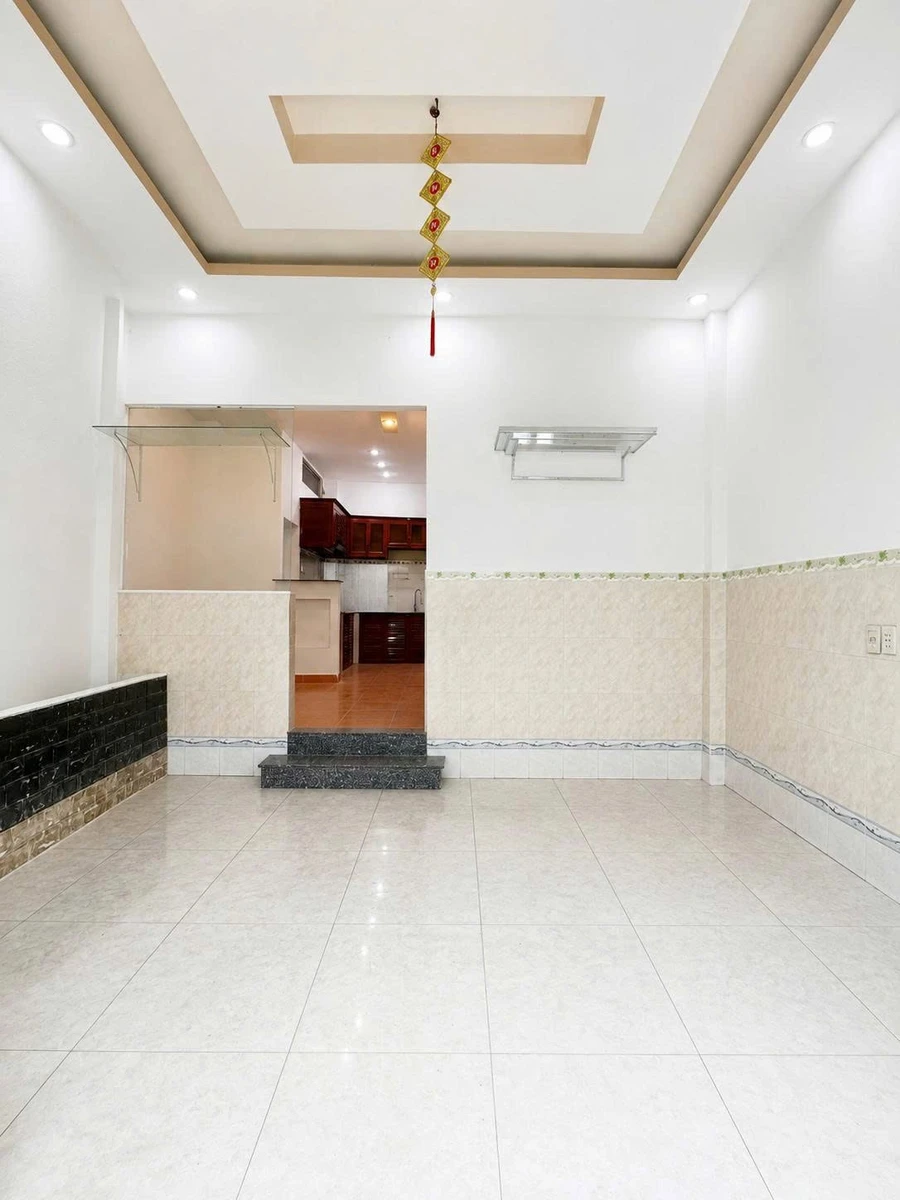 Bán nhà 4 tầng 50m2, 5PN có phòng ngủ trệt, đường Huỳnh Tịnh Của, Quận 3 - Ảnh thu nhỏ 3