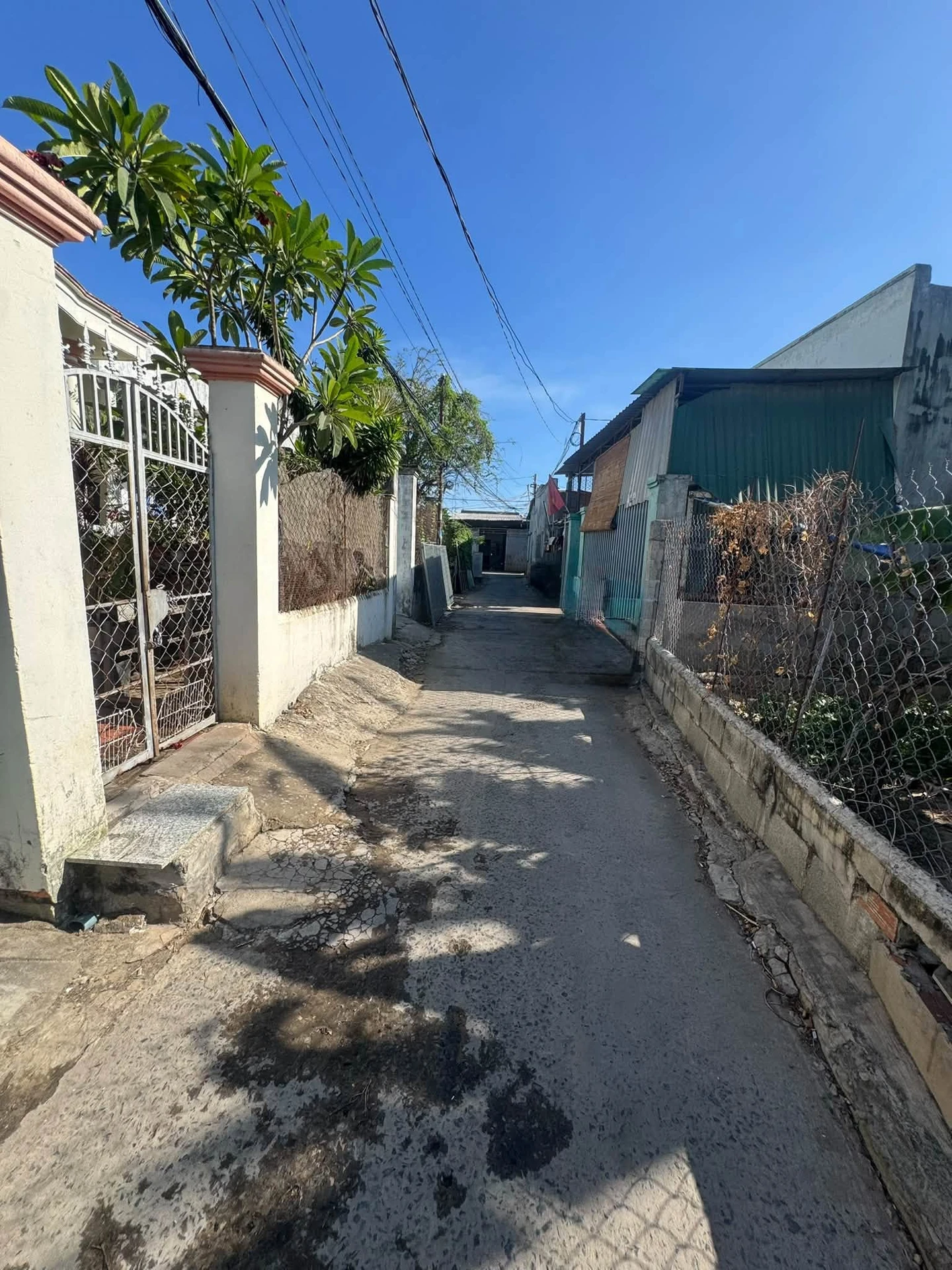 Bán nhà cấp 4 100m² 3 phòng ngủ Phan Thiết, Bình Thuận - Ảnh 1