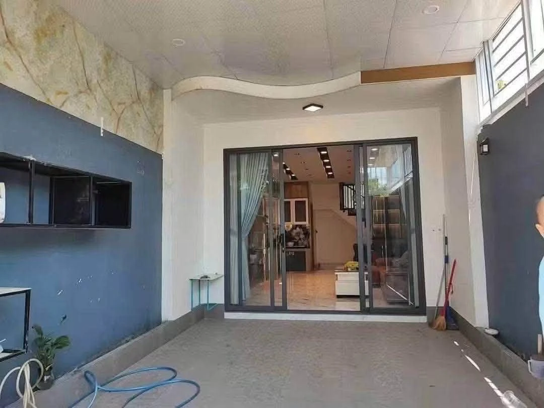 Bán nhà phố 1 trệt 2 lầu 60,1m2 hoàn công, Lái Thiêu, giá 3,9 tỷ - Ảnh thu nhỏ 2