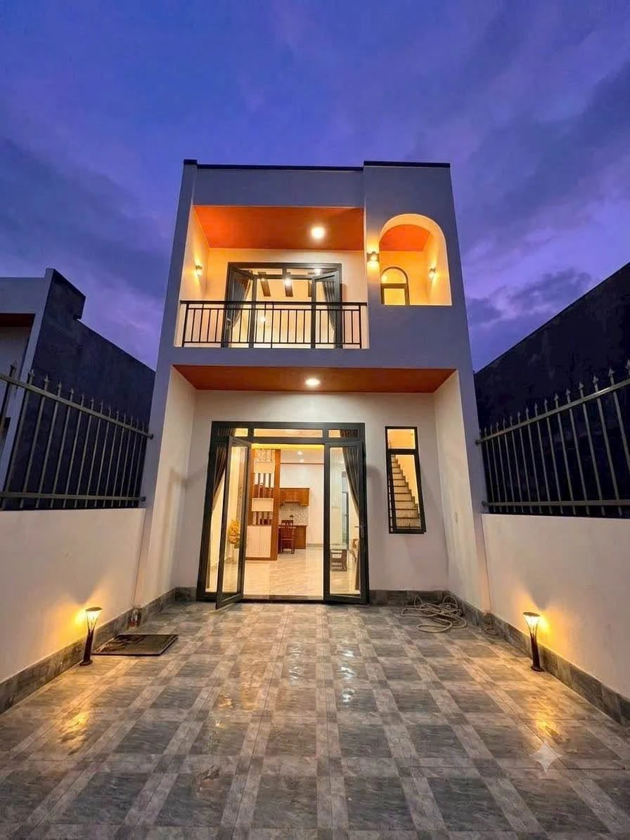 Bán nhà Quận 1 gần Chợ Đức Hưng, 90m2, 645 triệu - Ảnh 1