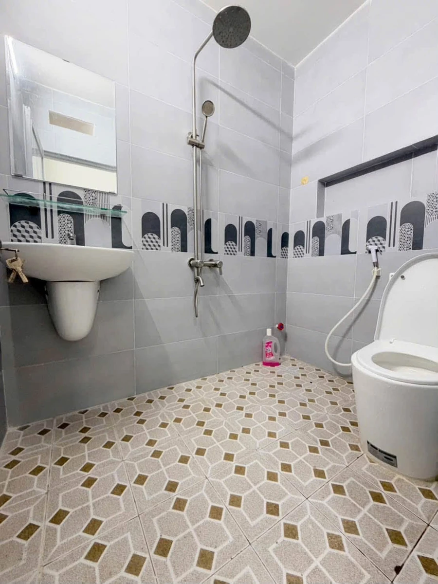 Bán nhà 100m² 2 PN hẻm Đô Lương Quận 11, giá 1 tỷ 3 - Ảnh thu nhỏ 3