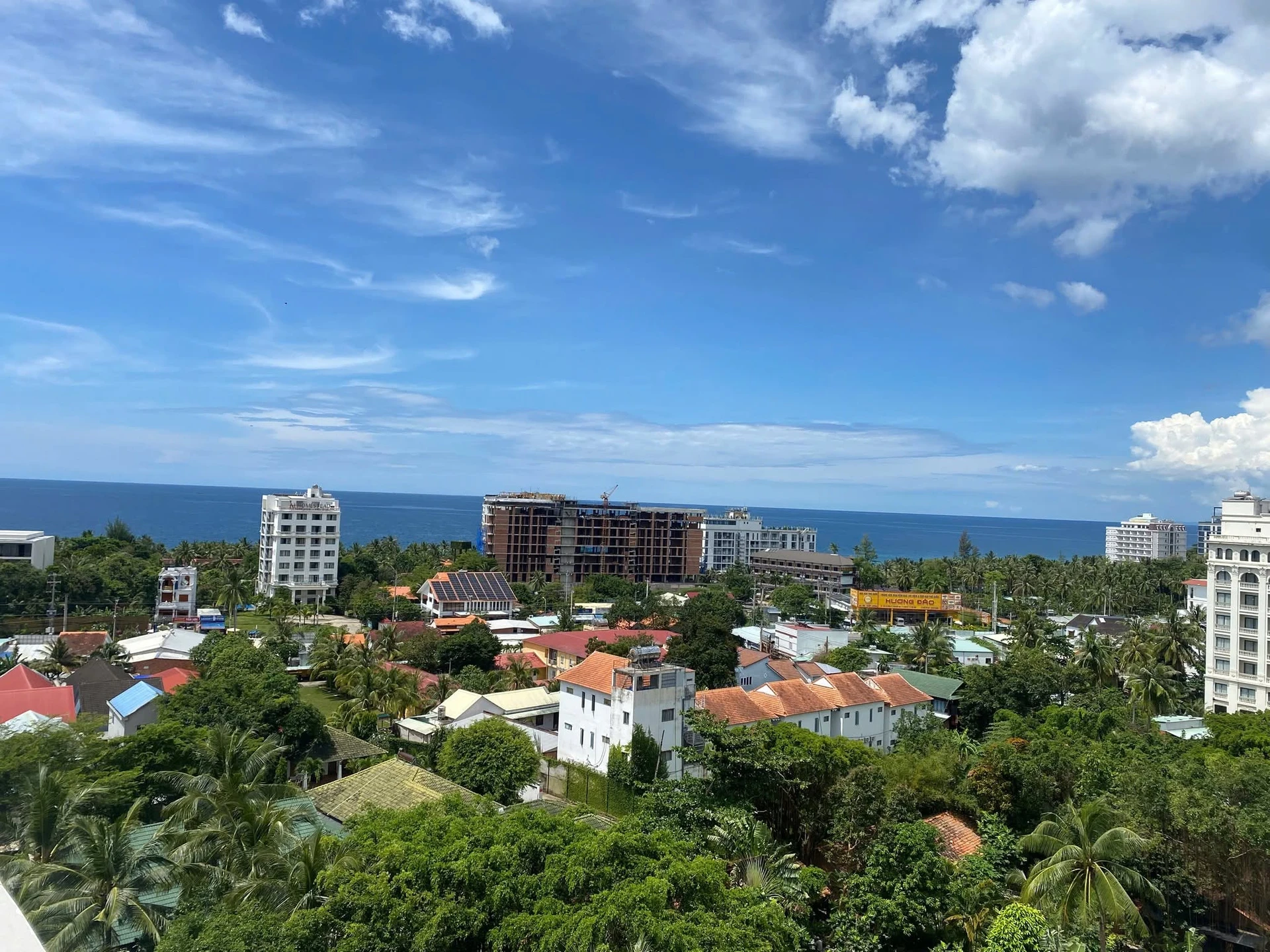 Bán lô đất 320m2 view biển Trần Hưng Đạo Phú Quốc 6,8 tỷ - Ảnh 1
