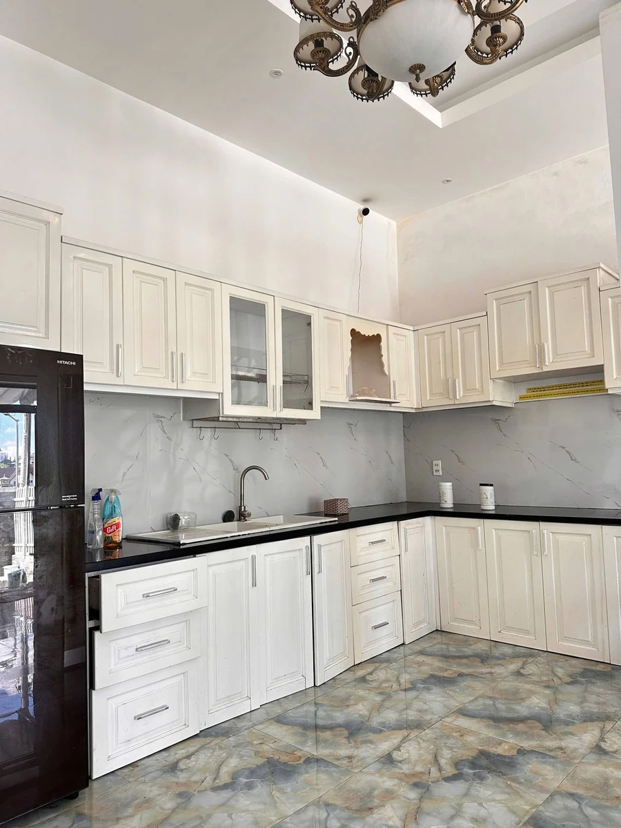 Bán villa 200m² 8 PN 8 WC 8.5 tỷ Đà Lạt - Ảnh thu nhỏ 4
