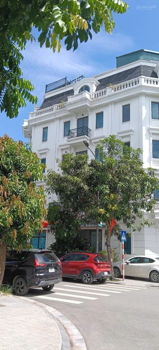 Chính chủ bán LK góc Kiến Hưng Luxury, Hà Đông, DT 74,1m2, 5 tầng, thang máy, KD tốt - Ảnh thu nhỏ 2