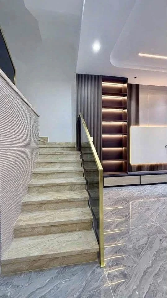 Bán nhà mặt tiền 82m² 10,5 tỷ Quận 12 - Ảnh thu nhỏ 5