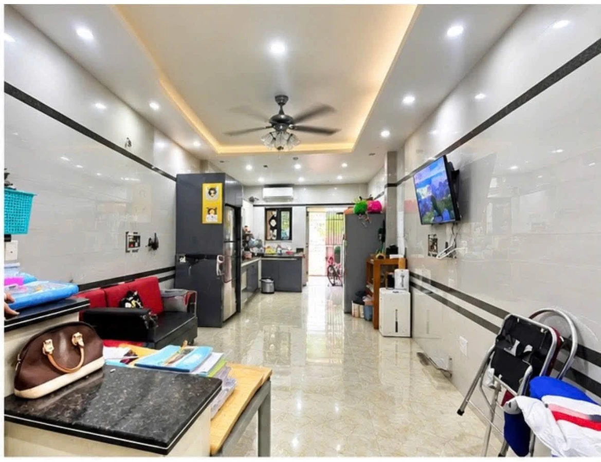 Bán nhà mặt đường 4 tầng 106m² Hải Phòng - Ảnh thu nhỏ 3