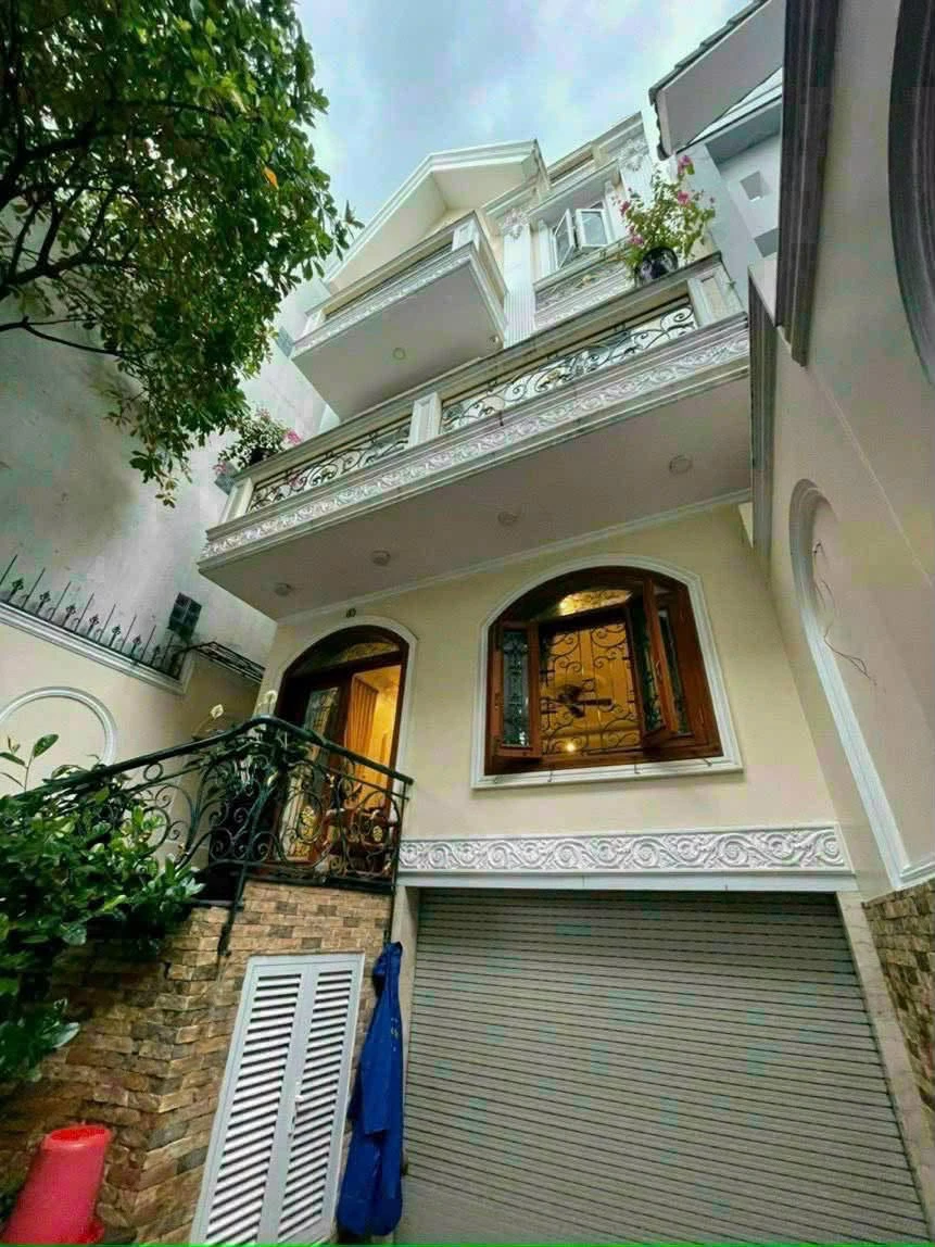 Bán biệt thự Hồ Biểu Chánh, Phường 11, Phú Nhuận, đất 232,3m2, hầm 4 tầng, giá nhỉnh 40 tỷ - Ảnh 1
