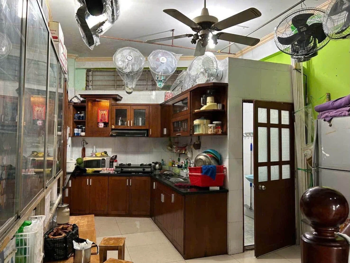 Bán nhà 1 trệt 3 lầu mặt tiền kinh doanh Nguyễn Huệ, Phan Thiết, 68m² - Ảnh thu nhỏ 5