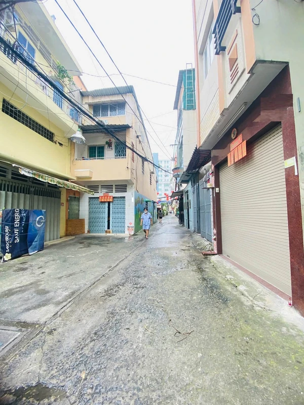 Bán nhà mặt tiền Phan Văn Trị, Quận 5, 26,4m², 3 phòng ngủ