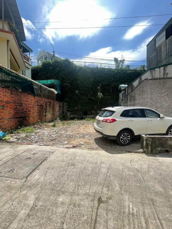 Bán đất Nguyễn Văn Cừ 53,6m2 Hạ Long trên 3 tỷ