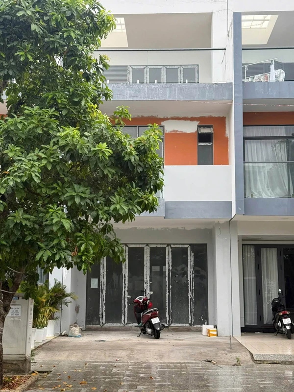 Bán nhà phố Mỹ Gia 270m² 3PN giá 7.5 tỷ Nha Trang