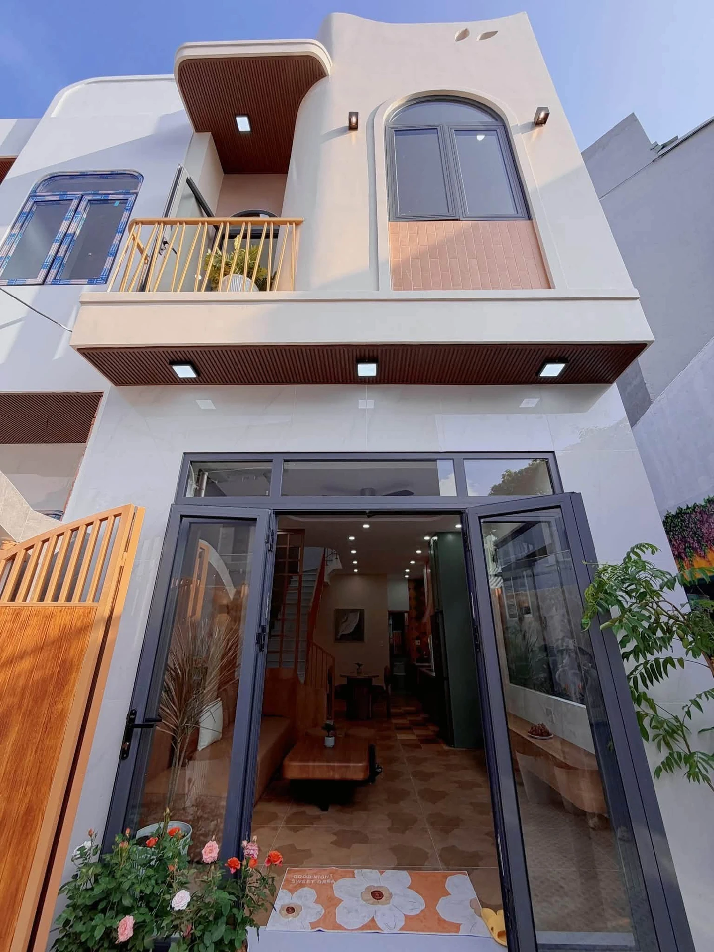 Bán nhà Đà Nẵng 102m² 3 PN 5.99 tỷ Hải Châu - Ảnh 1