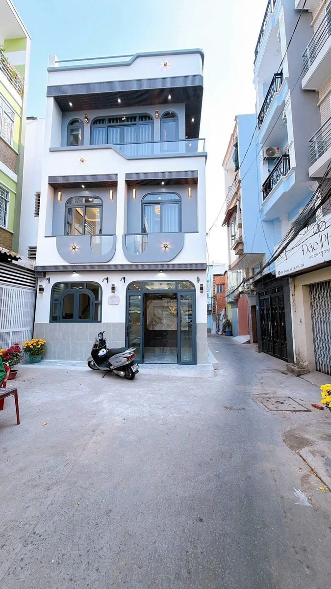 Bán nhà góc 2 mặt tiền 34m2, 1 trệt 2 lầu, 3PN, Quận 4, giá 9,3 tỷ - Ảnh thu nhỏ 2