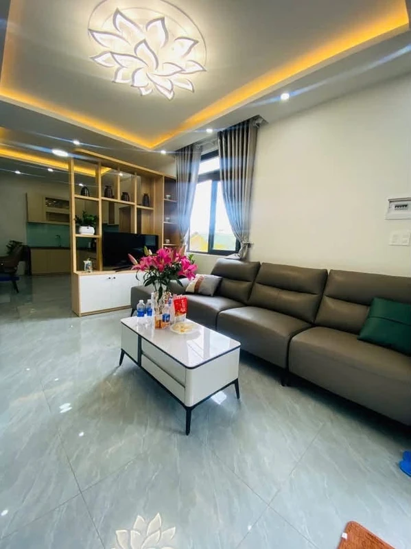 Bán khách sạn mặt tiền Nguyễn Công Trứ An Hải Đà Nẵng 94m2, 5 tầng, 11 căn, dòng tiền 100tr/tháng 8ty6