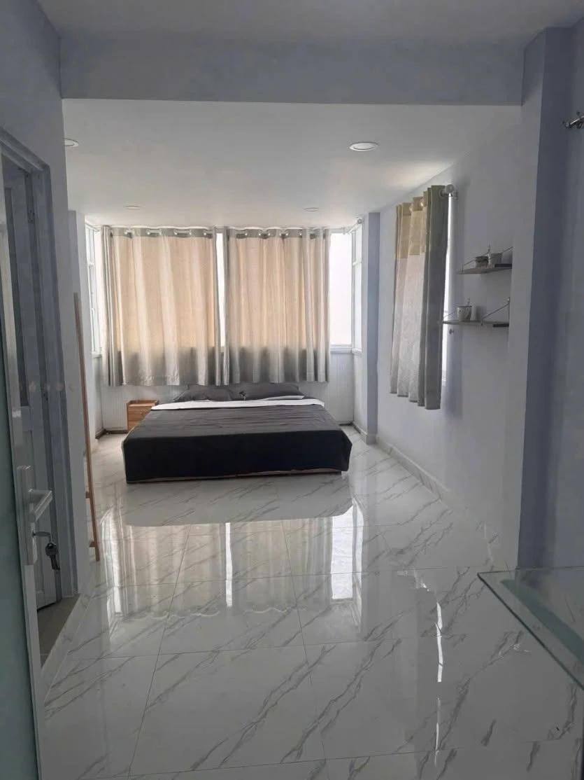 Bán nhà 2 tầng 51,7m² giá 5,7 tỷ Trần Hưng Đạo Q1 - Ảnh thu nhỏ 2
