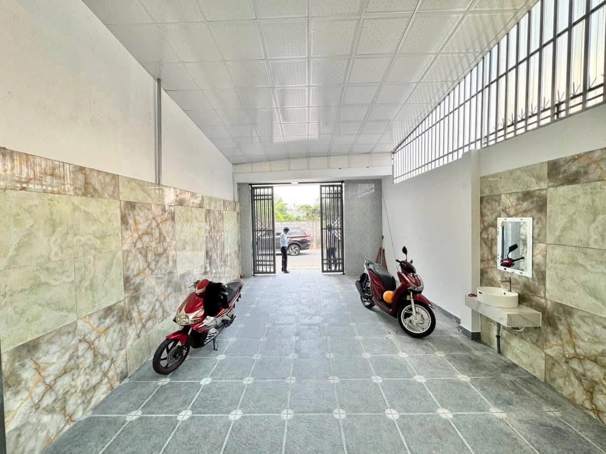 Bán nhà cấp 4 gác lửng mặt tiền đường Vũng Việt, Dĩ An, Bình Dương, 123m2, hơn 5 tỷ - Ảnh thu nhỏ 4