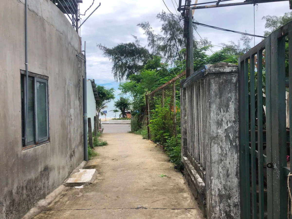 Bán đất Mỹ Khê 6x20m gần khu ẩm thực giá 2 tỷ 50 triệu - Ảnh thu nhỏ 2