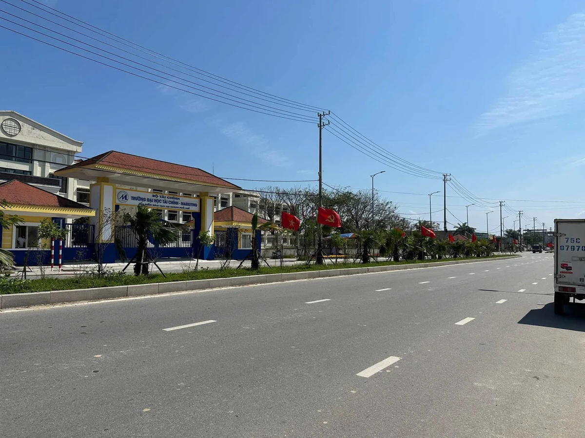 Bán đất 200m² mặt tiền Phạm Văn Đồng, Huế - Ảnh thu nhỏ 2