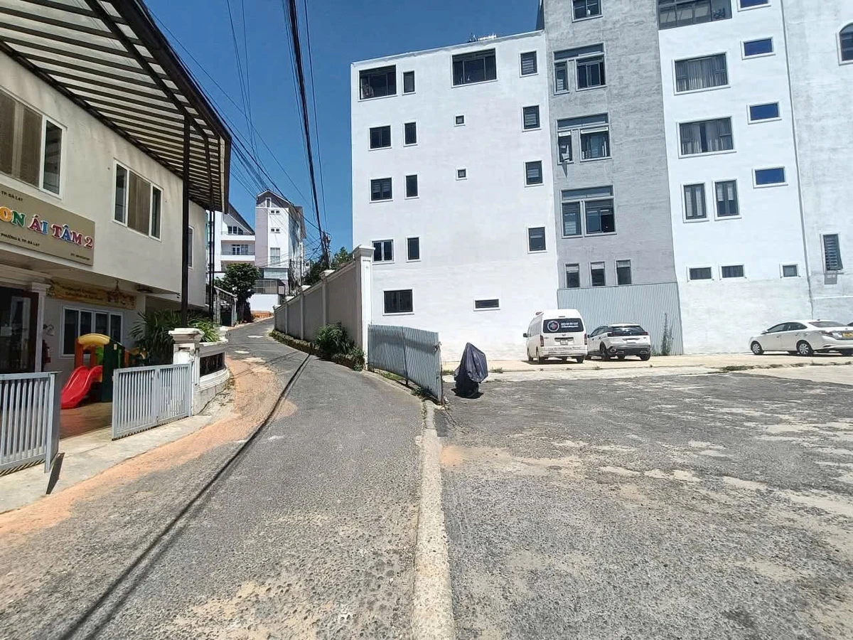 Bán đất xây dựng 65m² gần Ngã 5 Đại học, Đà Lạt 4,8 tỷ - Ảnh 1