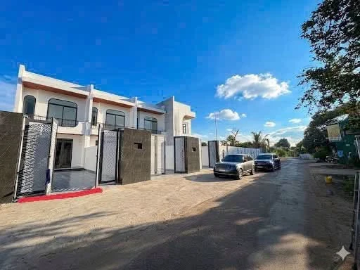 Nhà mặt tiền bán Nguyễn Trường Tộ 105m² giá 2 tỷ 960 - Ảnh 1