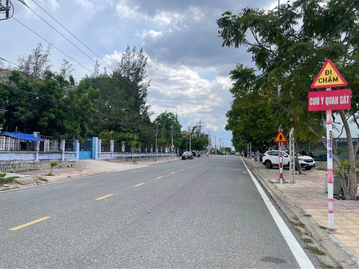Bán đất biển Bình Sơn 83,25m² mặt tiền Nguyễn Công Trứ 2,5 tỷ - Ảnh thu nhỏ 3