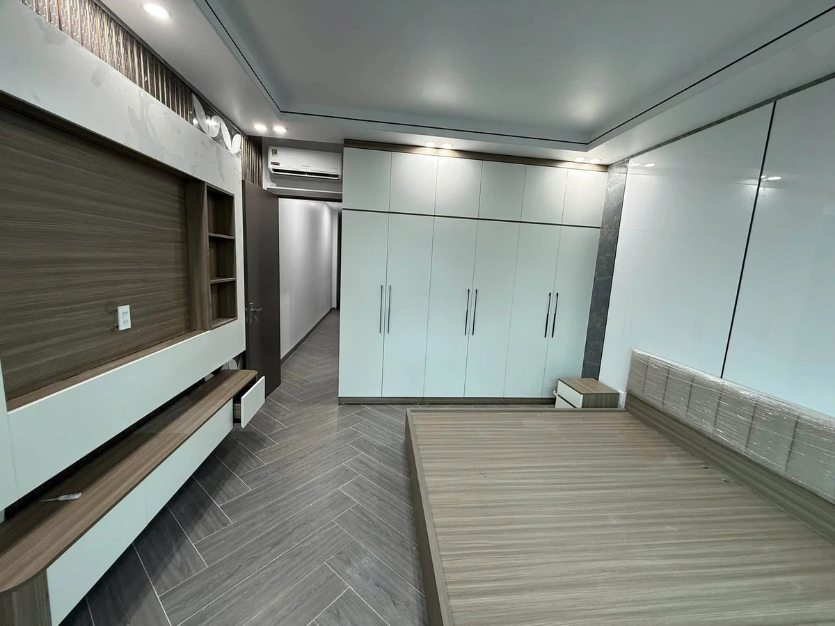 Bán nhà 5 tầng thang máy mặt chợ Dư Hàng 60m2 - Ảnh thu nhỏ 5