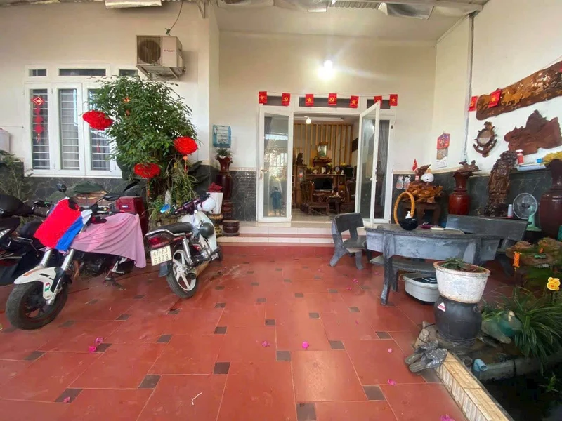 Bán nhà cấp 4, 3 phòng ngủ, 190m² Y Moan, Buôn Ma Thuột