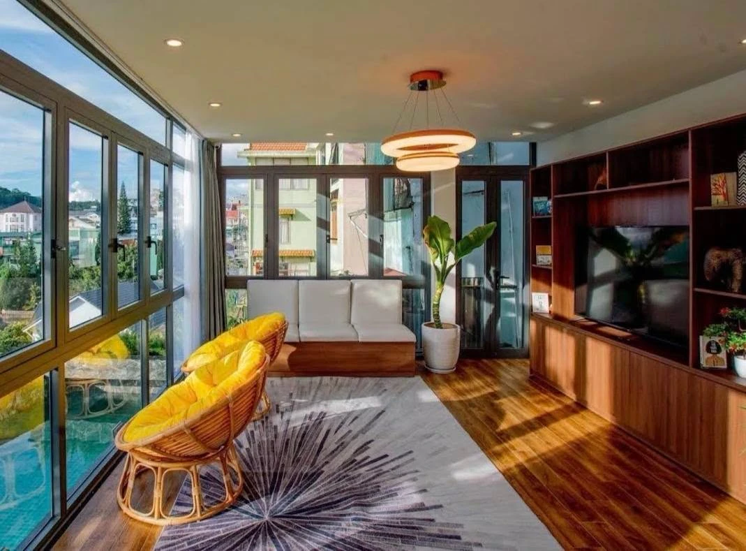 Bán villa mặt tiền 296m² Đà Lạt, 38 tỷ - Ảnh thu nhỏ 4