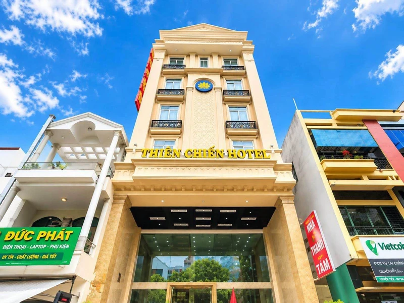 Bán shophouse 5 tầng 100m2 mặt tiền KCN Sóng Thần Dĩ An