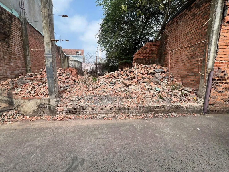 Bán nhà mặt tiền Bà Triệu, Quận 1, 100m2, 5.8 tỷ mattientranphu