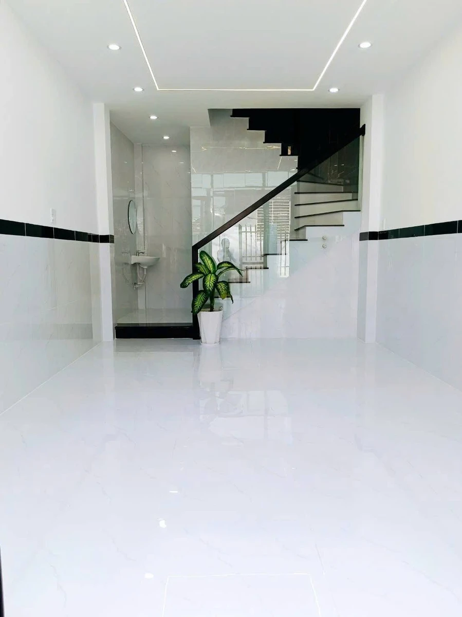 Bán nhà phố 3.5 tầng 105m² mặt tiền Quy Nhơn - Ảnh thu nhỏ 2