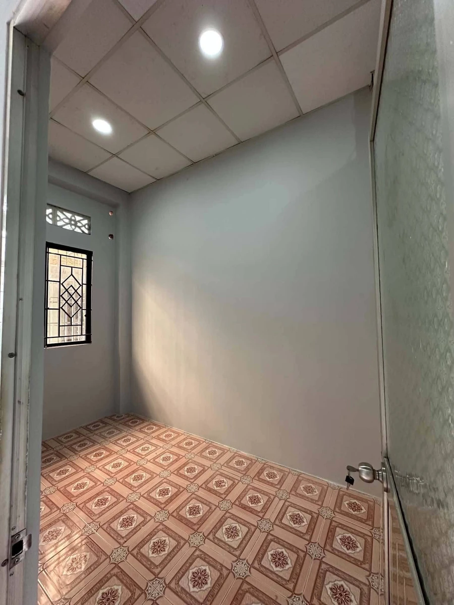 Bán nhà hẻm trệt lầu 32m2 Phường Chánh Hưng Quận 8, giá 3,15 tỷ - Ảnh thu nhỏ 3