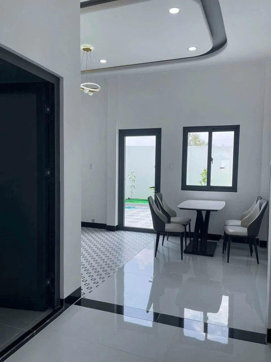 Bán nhà phố 135m2 có sân đậu xe tại Phú Nhuận, giá 1 tỷ 590 - Ảnh thu nhỏ 3