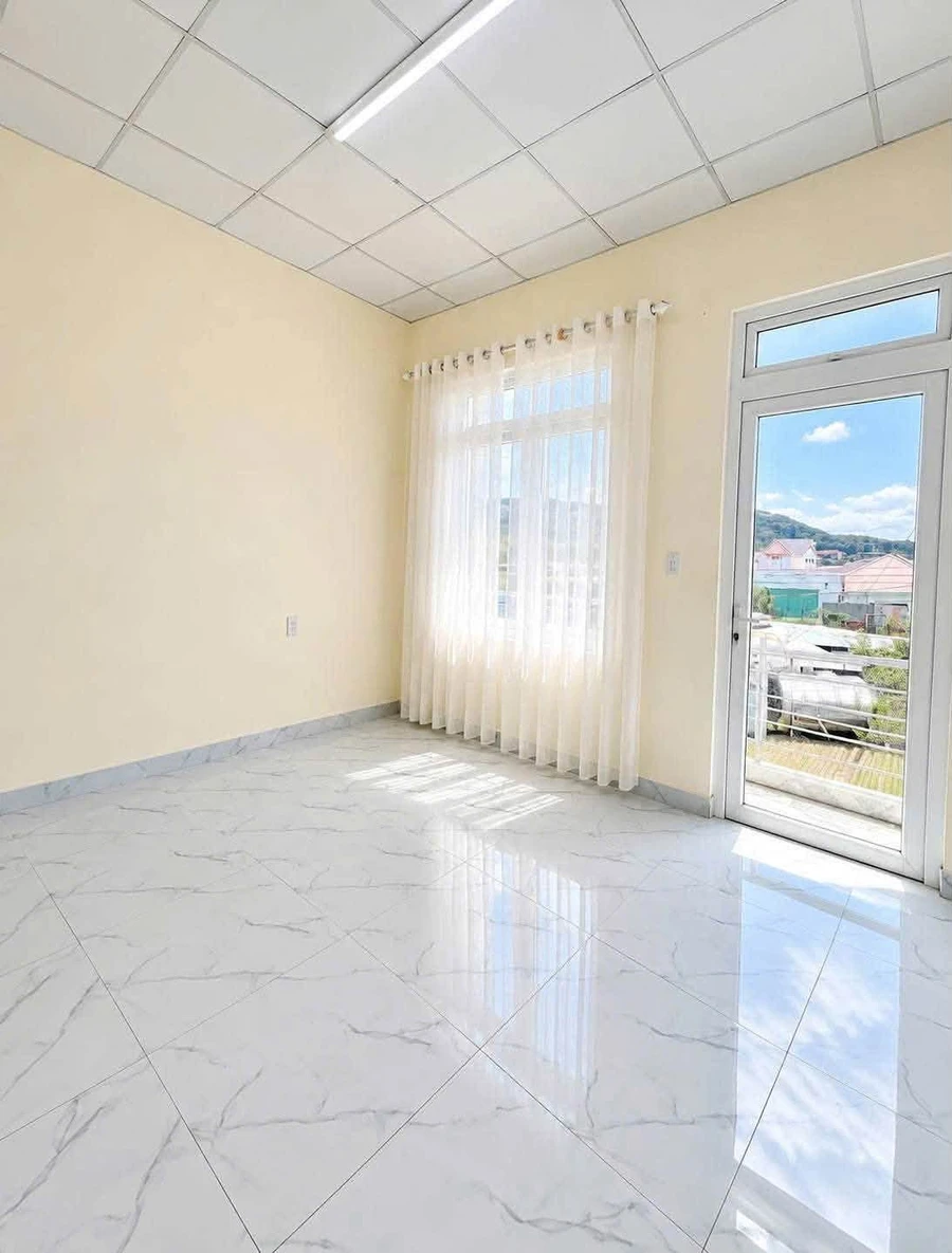 Bán nhà 2 tầng 54m² 3 phòng ngủ tại Đà Lạt, giá 3,4 tỷ - Ảnh thu nhỏ 2