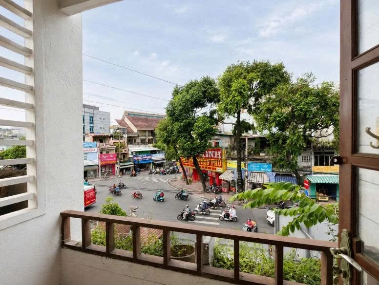 Bán nhà mặt tiền Ông Ích Khiêm Quận 11, 90m2, 4 tầng 5PN, giá 12,35 tỷ - Ảnh 1