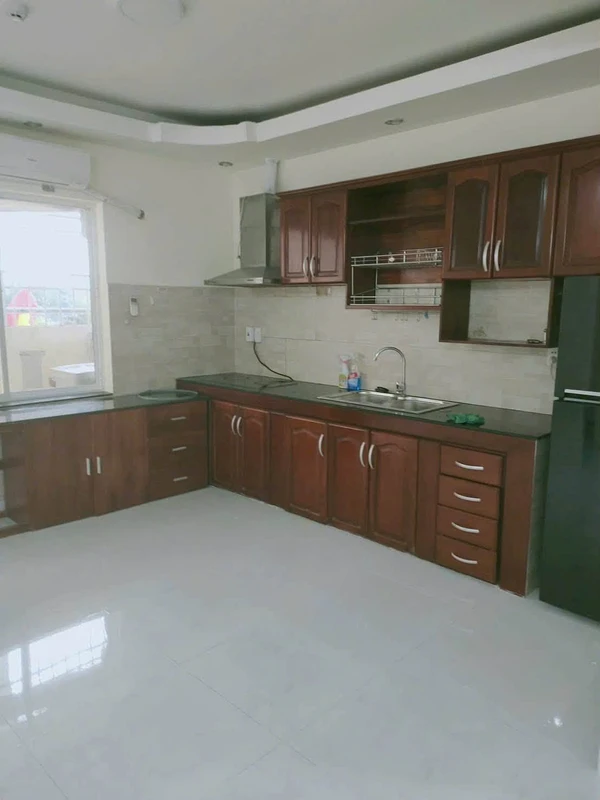 Bán nhà mới 4 tầng 50m² 4PN Vinhomes Grand Park Thủ Đức 2phong