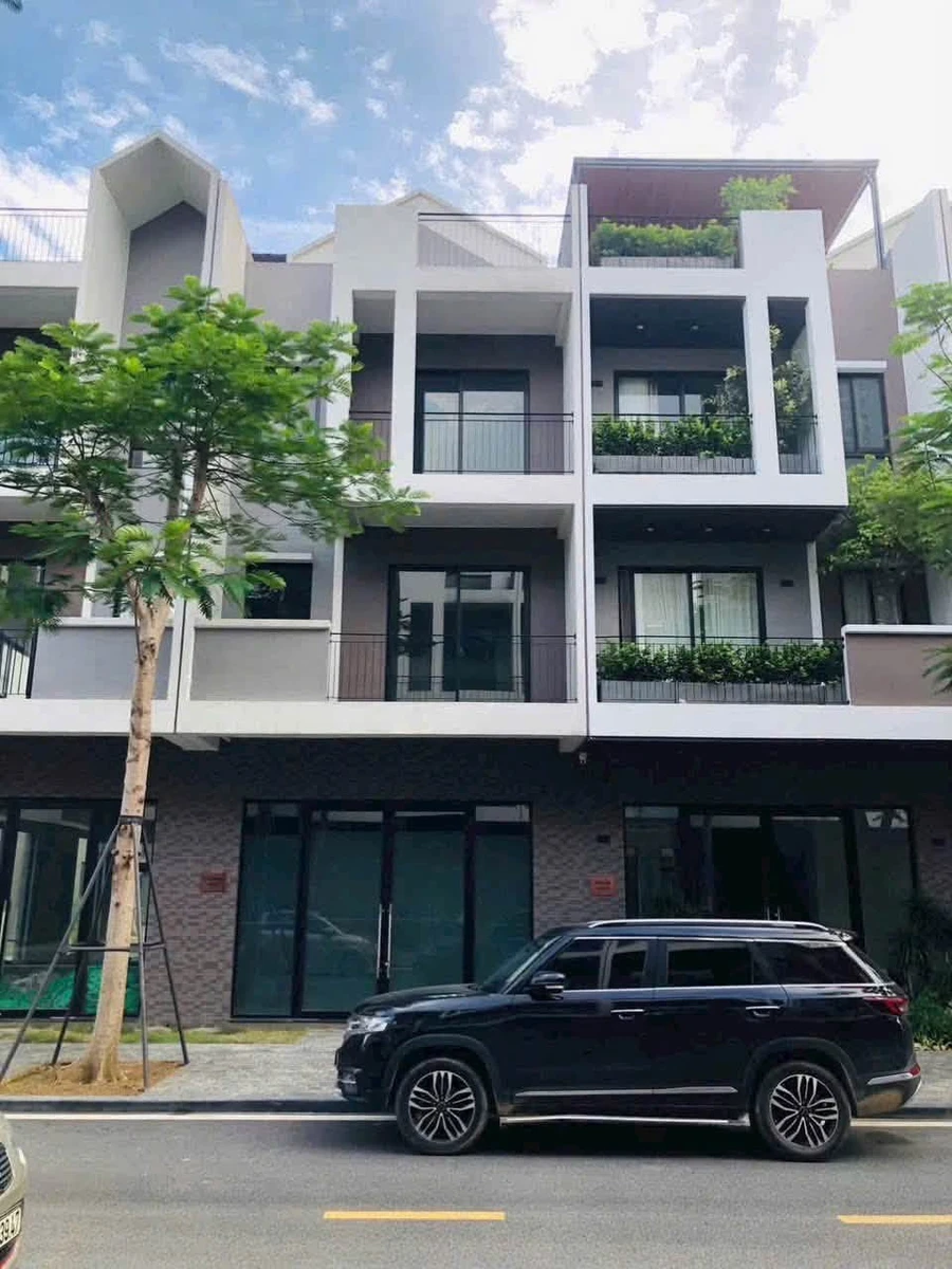 Bán liền kề Ecopark Campus 239m² 5,9 tỷ Tân Phú - Ảnh 1