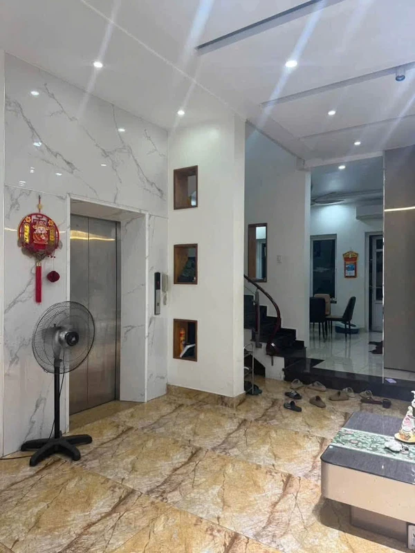 Bán nhà 6,5 tầng thang máy 90m² Cát Cụt, Hải Phòng 11,3 tỷ