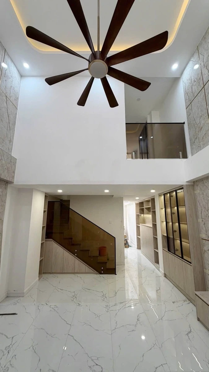 Bán nhà 5 tầng hẻm xe hơi 4x14m có thang máy gần Lê Văn Việt, Quận 9, giá 10 tỷ - Ảnh thu nhỏ 2