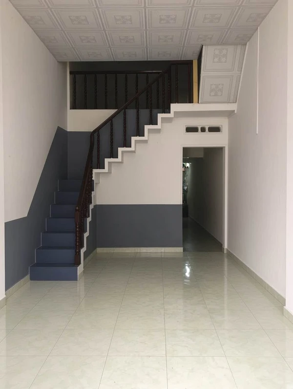 Nhà mặt tiền 1.5 tầng 56m2 Lê Thanh Nghị Đống Đa 2 tỷ