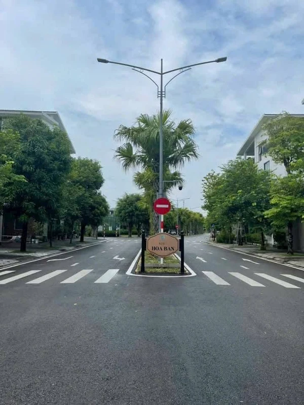 Bán nhà 4 tầng 95m2 tại Ecopark Hải Dương, 10 tỷ