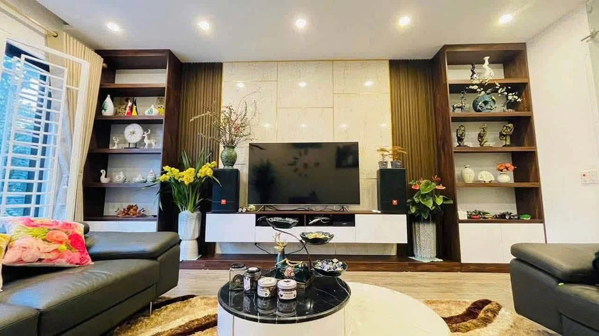Bán nhà 4 tầng mặt tiền 95m² Quán Nam - Kênh Dương - Ảnh thu nhỏ 3