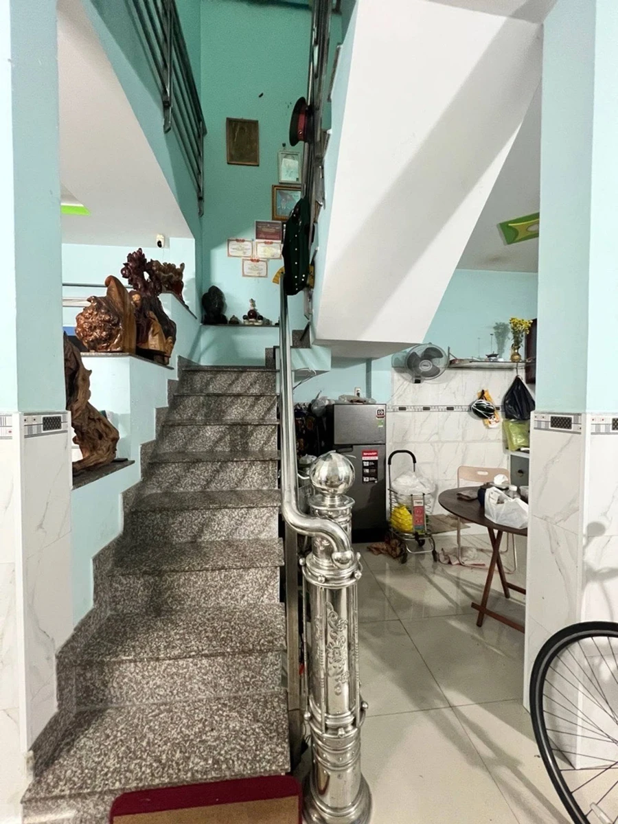 Bán nhà 3 mặt tiền hẻm Trần Xuân Soạn, Quận 7, 50m2, giá 4 tỷ, sổ hồng riêng - Ảnh thu nhỏ 5