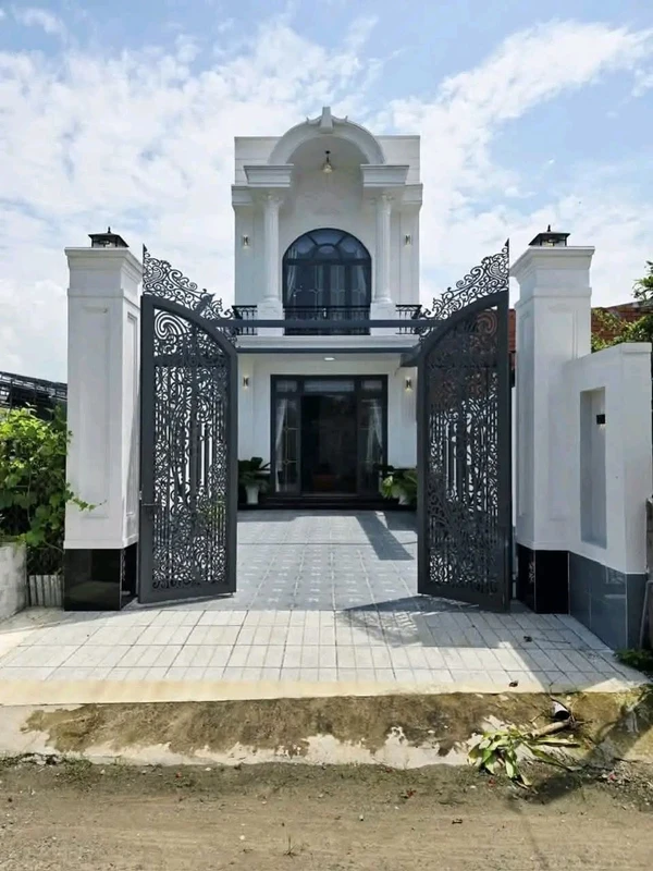 Bán nhà lầu 5x29m gần chùa Tòa Thánh Tây Ninh 2.78 tỷ