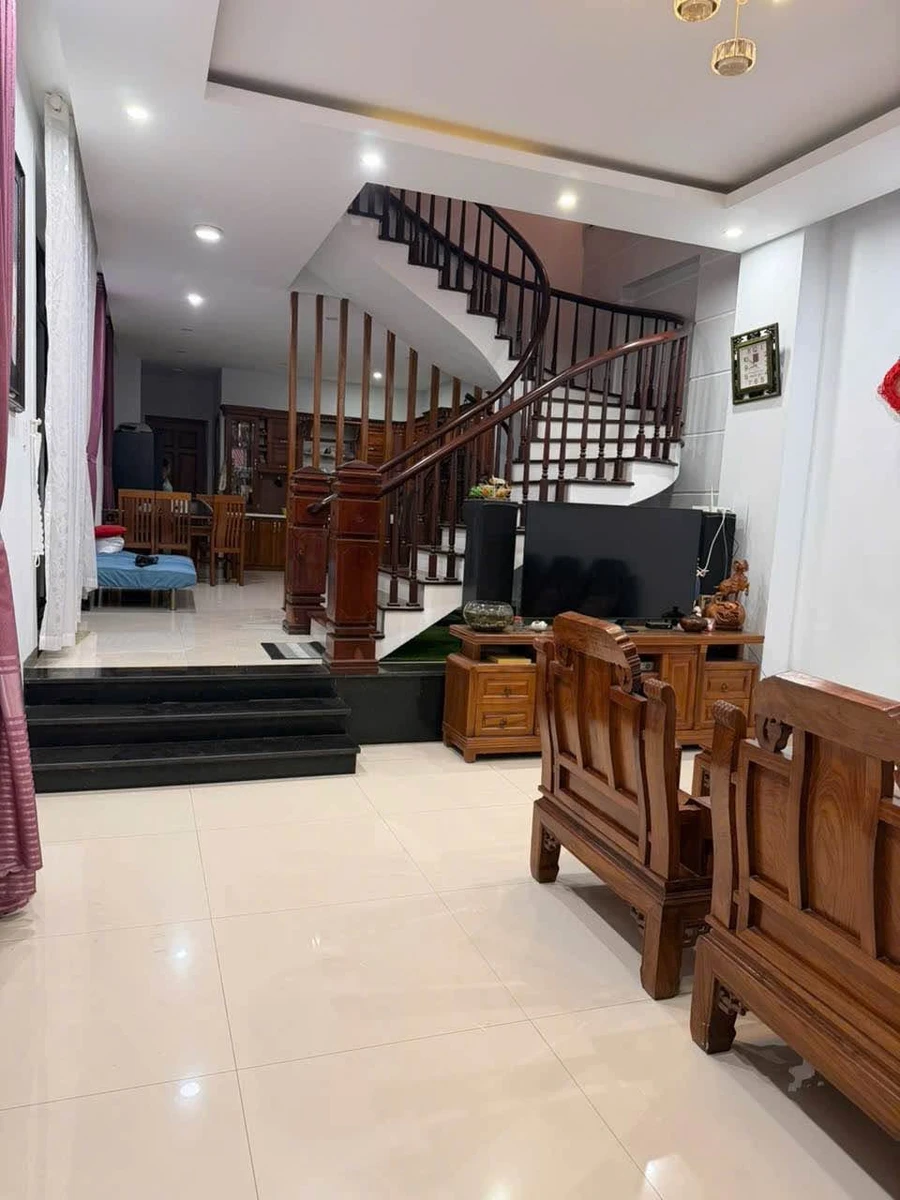 Bán nhà góc 2 mặt tiền 100m² Đảo 1 Hoà Xuân, Đà Nẵng 12 tỷ - Ảnh thu nhỏ 4