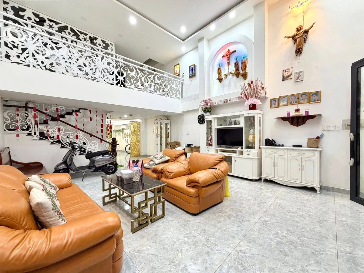 Bán nhà 125m2, 5 tầng, gara ô tô, Nguyễn Kiệm - Ảnh thu nhỏ 3